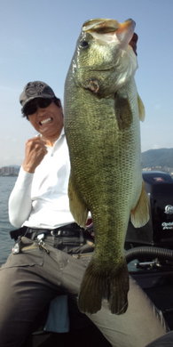琵琶湖で６５ｃｍ釣れる　７月２５日.jpg